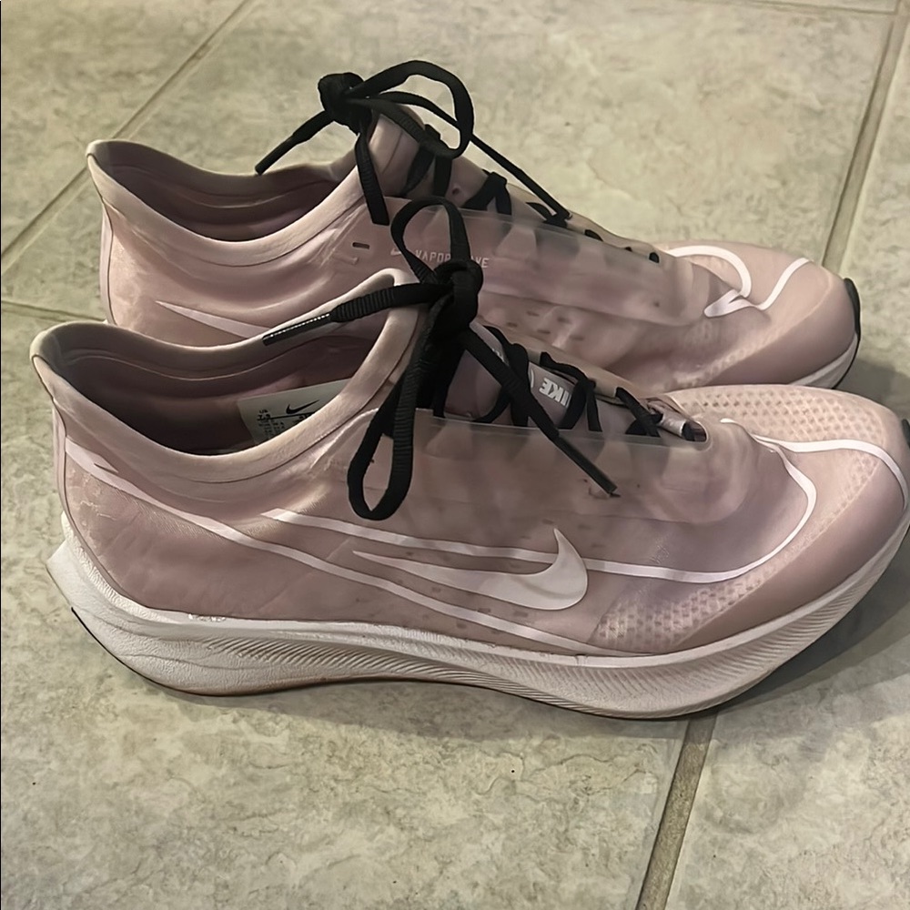 Nike Zoom Fly 3 Running Shoe